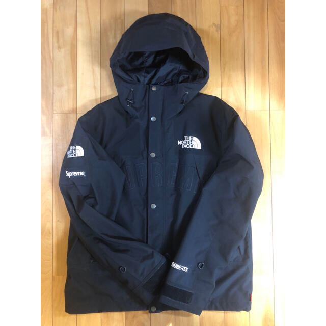 Supreme(シュプリーム)のsupreme The North Face Arc Logo マウンテンパーカ メンズのジャケット/アウター(マウンテンパーカー)の商品写真