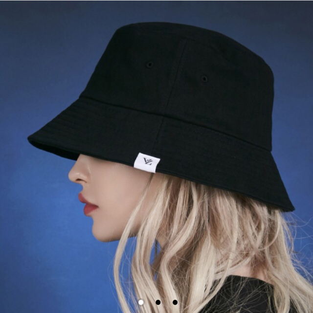 【VARZAR】Herringbone label bucket hat レディースの帽子(ハット)の商品写真