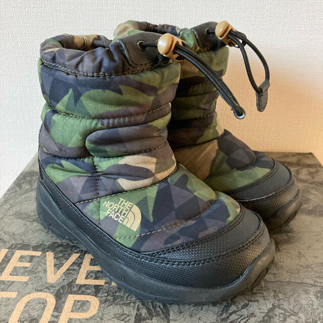 THE NORTH FACE ヌプシ 17cm