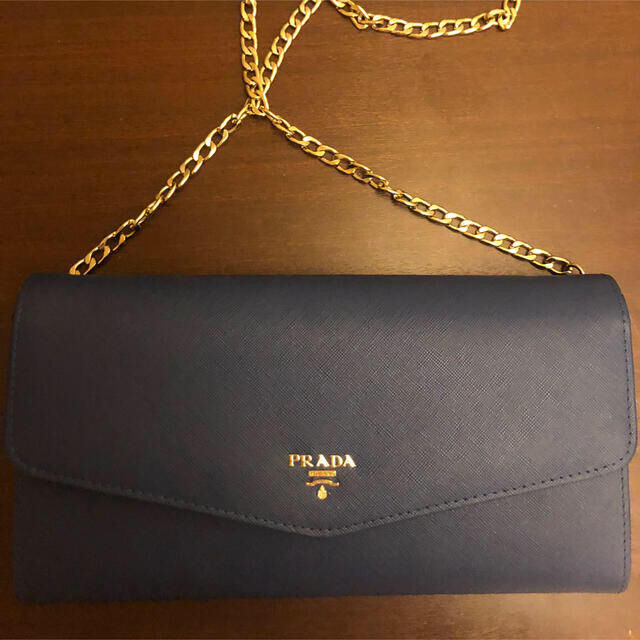 PRADA チェーンウォレット ショルダーバッグ バッグ レディース