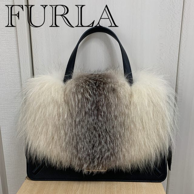 【限定品】FURLA Foxファー付きレザーバッグ