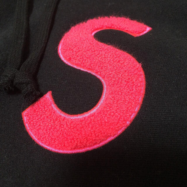 Supreme(シュプリーム)の値下げ☆supreme S Logo hooded sweatshits メンズのトップス(パーカー)の商品写真