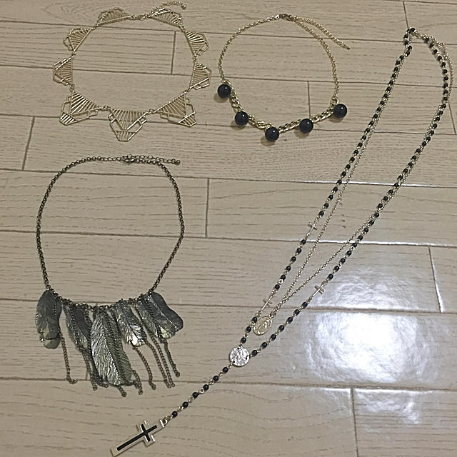 AZUL by moussy(アズールバイマウジー)のネックレス まとめ売り《未使用》 レディースのアクセサリー(ネックレス)の商品写真