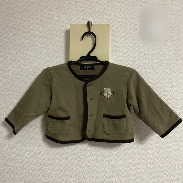 COMME CA DU MODE(コムサデモード)のコムサデモード　カーディガン  カーキ　80cm キッズ/ベビー/マタニティのベビー服(~85cm)(カーディガン/ボレロ)の商品写真