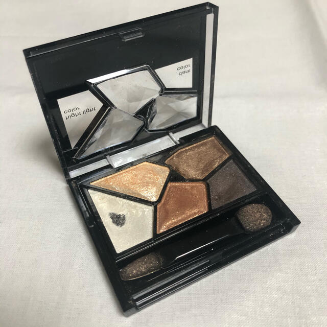 KATE(ケイト)のKATE eye shadow ケイト アイシャドウ コスメ/美容のベースメイク/化粧品(アイシャドウ)の商品写真