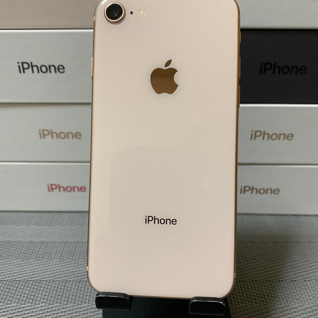 Apple(アップル)のiPhone8/256G/ゴールド/SIMフリー/バッテリー新品 スマホ/家電/カメラのスマートフォン/携帯電話(スマートフォン本体)の商品写真