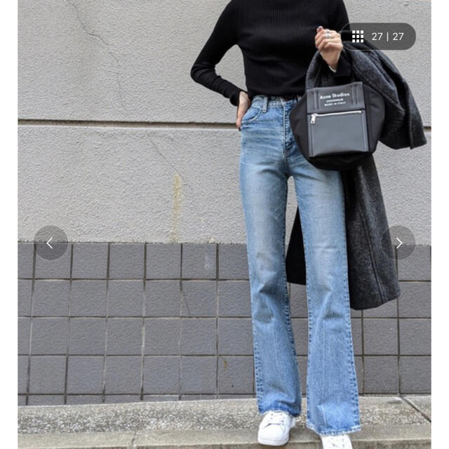 moussy(マウジー)のMOUSSY MVS FLARE フレアデニム レディースのパンツ(デニム/ジーンズ)の商品写真