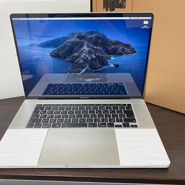 Apple Macbook Pro 2019 16インチ シルバー