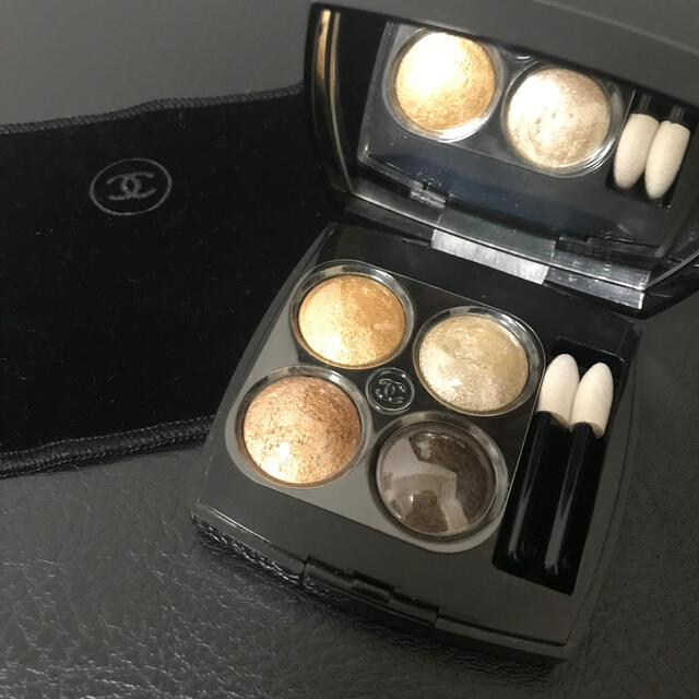 CHANEL レキャトルオンブル 274 コードエレガン