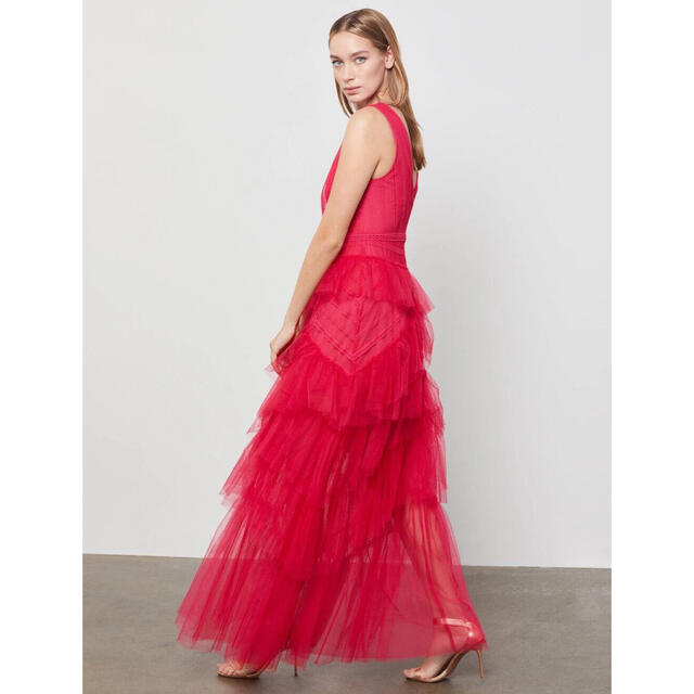 BCBGMAXAZRIA(ビーシービージーマックスアズリア)の❤️BCBGMAXAZRIA 20秋新作新品　赤ドレス　パーティー レディースのフォーマル/ドレス(ロングドレス)の商品写真