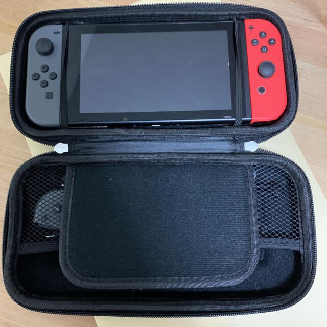 ニンテンドースイッチ ケース 任天堂Switch 任天堂スイッチ ブラック エンタメ/ホビーのゲームソフト/ゲーム機本体(その他)の商品写真