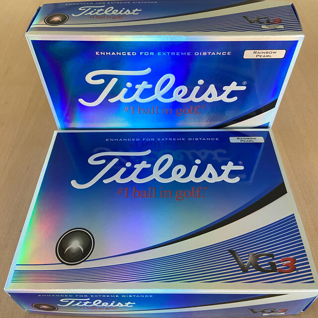 Titleist(タイトリスト)のタイトリスト VG3 ボール（レインボーパール）［2ダース］ スポーツ/アウトドアのゴルフ(その他)の商品写真