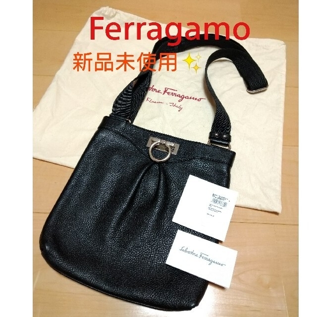 専用????新品未使用✨Ferragamo　ショルダーバッグ