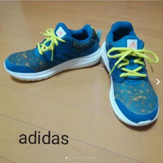 アディダス(adidas)のセール価格!!adidas　スニーカー(スニーカー)