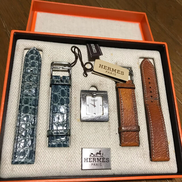 Hermes(エルメス)のエルメスクォーツ替えベルト付き レディースのファッション小物(腕時計)の商品写真