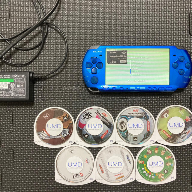 PSP3000 ブルー/8Gメモリーカード