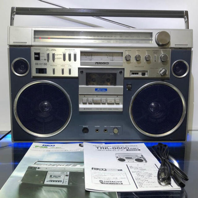 日立(ヒタチ)のTRK-8600RM(ステレオパディスコ8600RM)ネービーカラー中古貴重 スマホ/家電/カメラのオーディオ機器(ラジオ)の商品写真