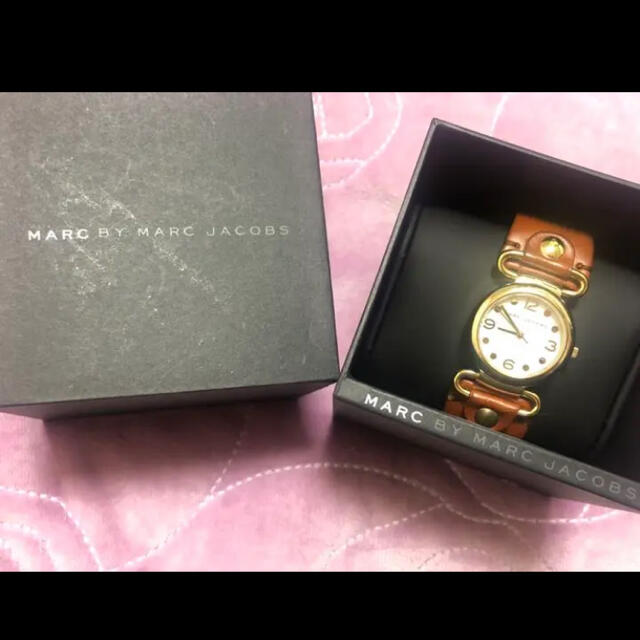 MARC BY MARC JACOBS(マークバイマークジェイコブス)のMARC BY MARCJACOBS 腕時計 レディースのファッション小物(腕時計)の商品写真