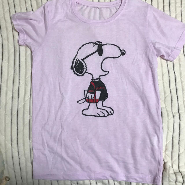 PEANUTS(ピーナッツ)のスヌーピー　Tシャツ　SNOOPY レディースのトップス(Tシャツ(半袖/袖なし))の商品写真