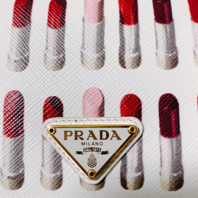 PRADA プラダ　折り財布　送料無料　美 3