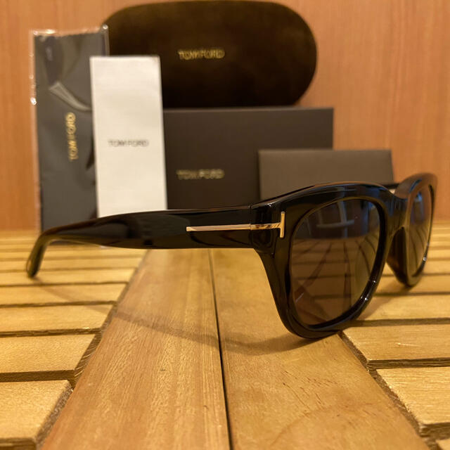 TOM FORD(トムフォード)のTOMFORD トムフォード　TF0237 【大人気モデル】【大幅値下げ】 メンズのファッション小物(サングラス/メガネ)の商品写真