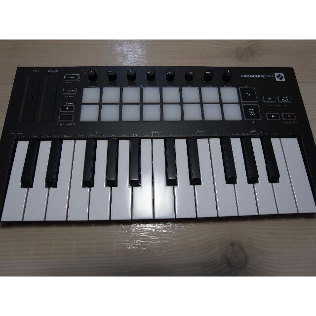 NOVATION Launchkey Mini MK3 MIDIキーボード 楽器のDTM/DAW(MIDIコントローラー)の商品写真