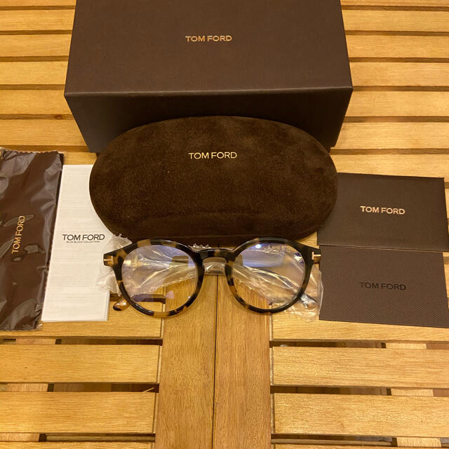 トムフォード TOMFORD TF5529 【大幅値下げ】メガネサングラス