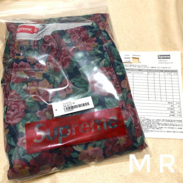 Supreme(シュプリーム)の32 supreme Pin Up Chino Pant Digi Floral メンズのパンツ(チノパン)の商品写真