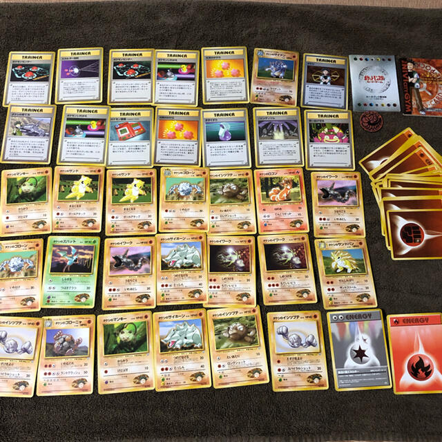 ポケモンカード初版  旧裏まとめ売り  全300枚