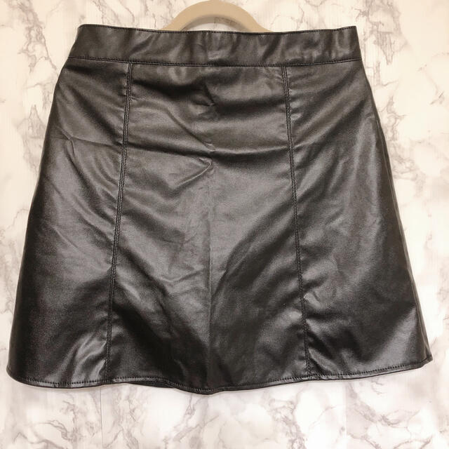今季 フェイクレザー スカート  black トレンド S 韓国 オルチャン レディースのスカート(ミニスカート)の商品写真