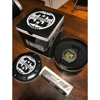 ジーショック(G-SHOCK)の［新品］G-SHOCK 35周年記念 DW-5735D-1BJR(腕時計(デジタル))