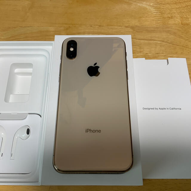 iPhone xs 256GB  スマホ/家電/カメラのスマートフォン/携帯電話(スマートフォン本体)の商品写真