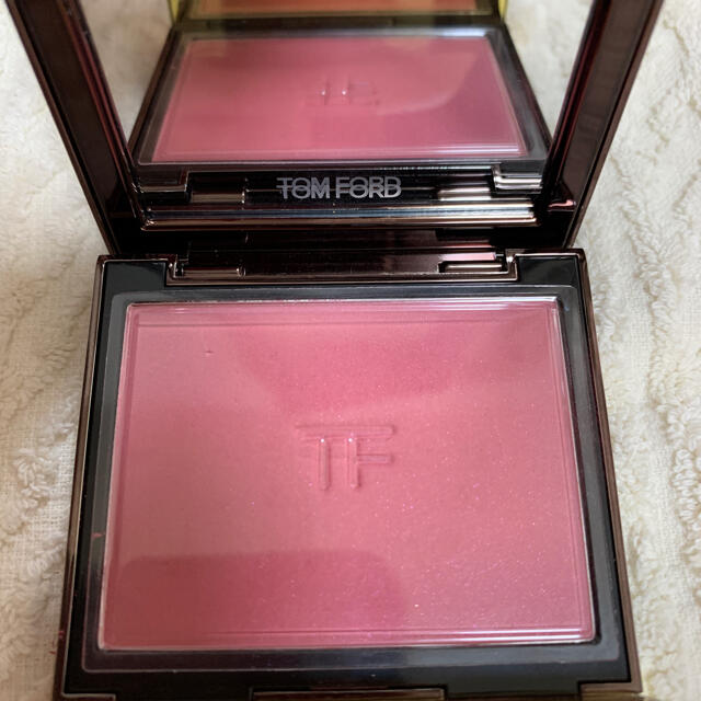 TOM FORD トム カラー フォード チーク 08 ディスクロージャー