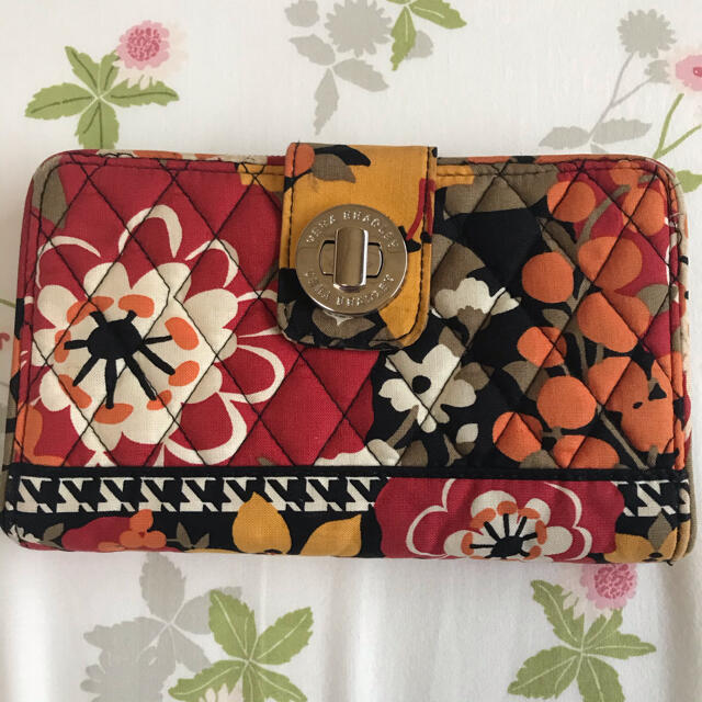 Vera Bradley(ヴェラブラッドリー)のヴェラブラッドリー VeraBradley ターンロックウォレット レディースのファッション小物(財布)の商品写真