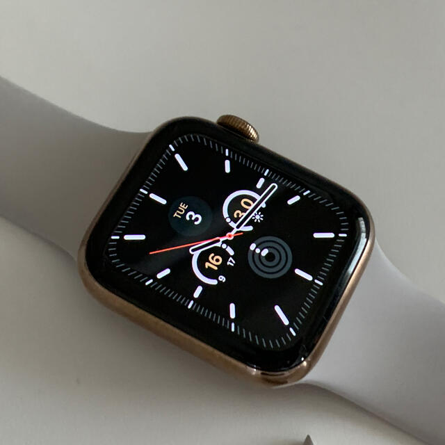 40mm Apple Watch Series 4 GPS + Cellular 【ファッション通販