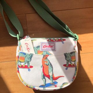 キャスキッドソン(Cath Kidston)のキャスキッドソン　恐竜バック(ポシェット)