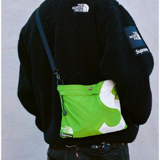 シュプリーム(Supreme)のsupreme northface シュプリーム　ノースフェイス(ショルダーバッグ)