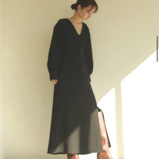 トゥデイフル(TODAYFUL)のlouren natural flare dress black S 新品未使用(ロングワンピース/マキシワンピース)