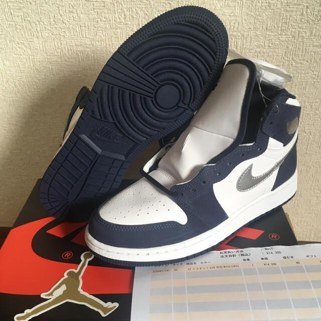 NIKE(ナイキ)の新品25cm ジョーダン1 AIR JORDAN 1 MIDNIGHT NAVY メンズの靴/シューズ(スニーカー)の商品写真