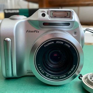 フジフイルム(富士フイルム)のfinepix 2800Z(コンパクトデジタルカメラ)