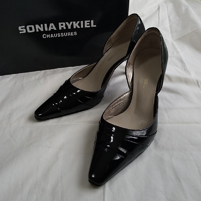 SONIA RYKIEL(ソニアリキエル)のソニアリキエル エナメルパンプス レディースの靴/シューズ(ハイヒール/パンプス)の商品写真