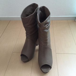 VIVIENNE TAM(ブーツ)のフリマアイテム一覧 VIVIENNE TAM(ブーツ)のフリマアイテム一覧