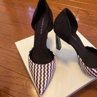 チャールズアンドキース(Charles and Keith)のパンプス　38  私は24.５で履いてました(ハイヒール/パンプス)