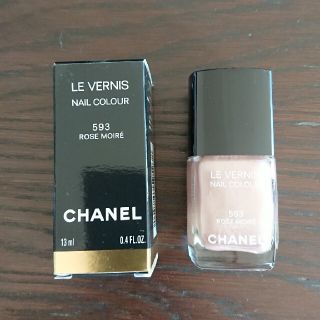 シャネル(CHANEL)のCHANEL　マニキュア　593　ローズモワレ　ヴェルニ(マニキュア)