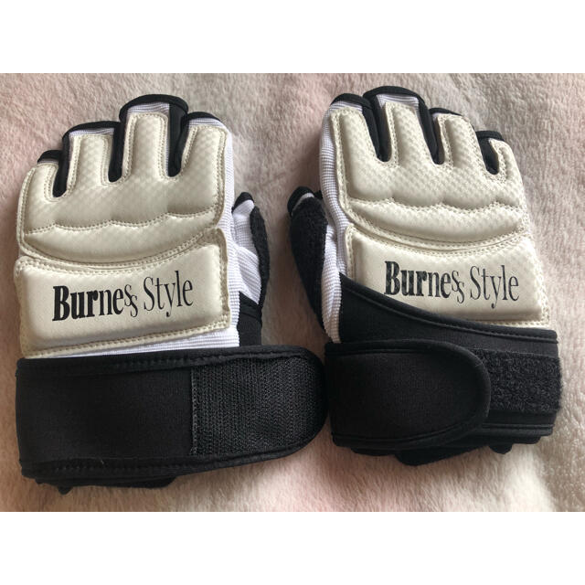 バーネススタイルグローブBurnesStyleの通販 by あお's shop|ラクマ バーネススタイルグローブBurnesStyleの通販 by あお's shop|ラクマ