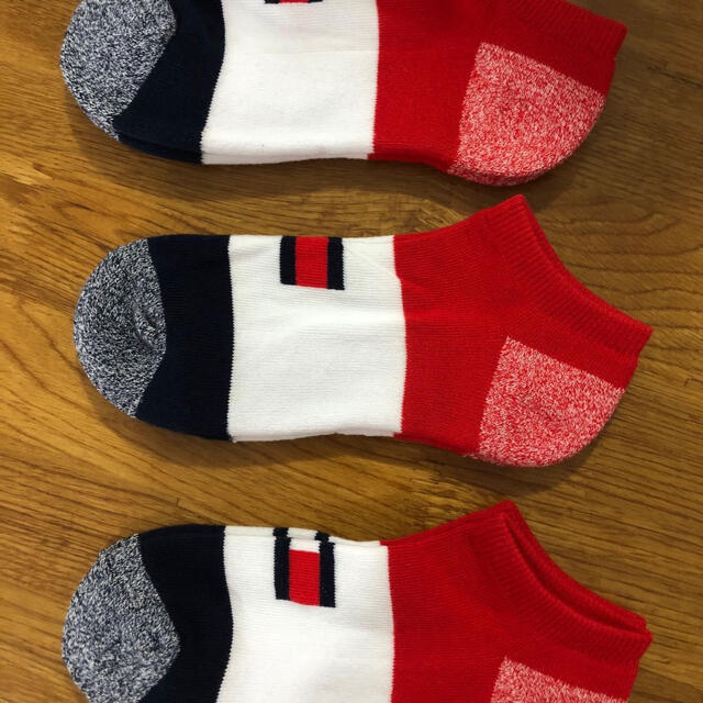 TOMMY HILFIGER(トミーヒルフィガー)の新品トミーヒルフィガーTOMMY HILFIGERレディース3足セットH2 レディースのレッグウェア(ソックス)の商品写真