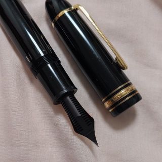 MONTBLANC - TY様>未使用•1980年代物【モンブラン149 万年筆