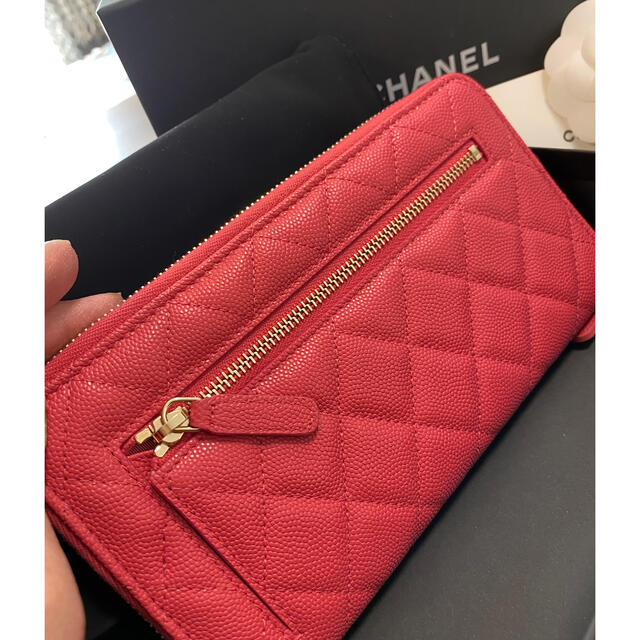 CHANEL(シャネル)のCHANEL長財布ピンク　新品　未使用 値下げ レディースのファッション小物(財布)の商品写真