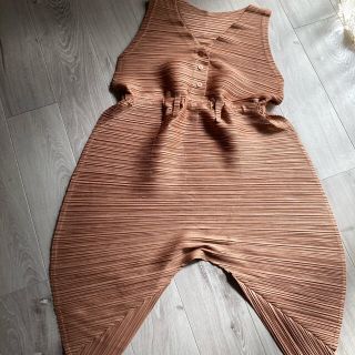 プリーツプリーズイッセイミヤケ(PLEATS PLEASE ISSEY MIYAKE)のプリーツプリーズ　イッセイミヤケ(カジュアルパンツ)