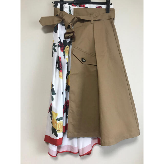 Ameri VINTAGE(アメリヴィンテージ)のAmeri Vintage MIDI TRENCH PRINT SKIRT レディースのスカート(ひざ丈スカート)の商品写真